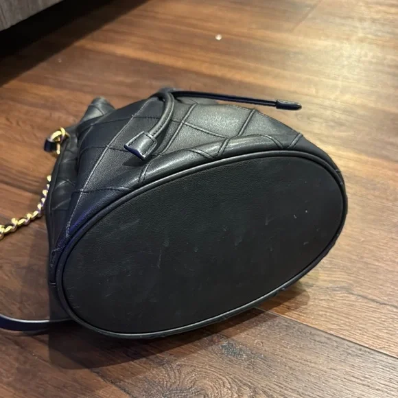 Tory Burch Pre Owned Black Fleming Soft Leather Bucket Bag with short/long strap - Picture 8 of 14